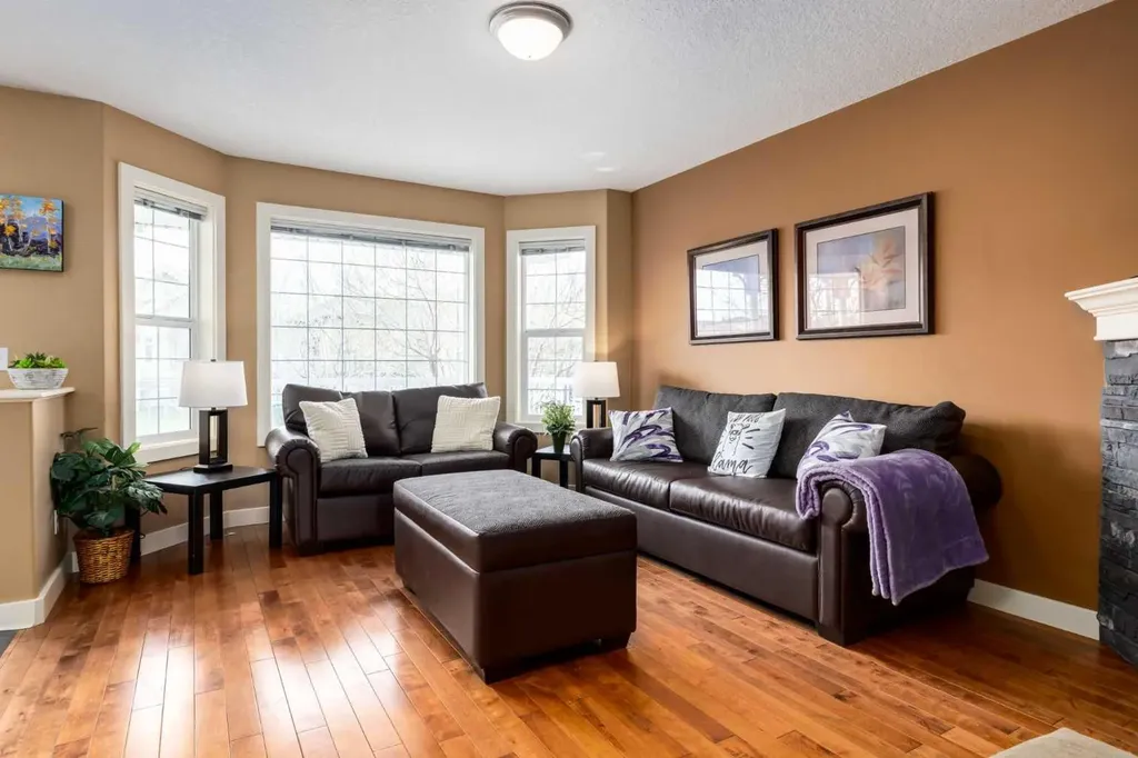 159 Cimarron Grove Crescent Okotoks AB T1S 2E3