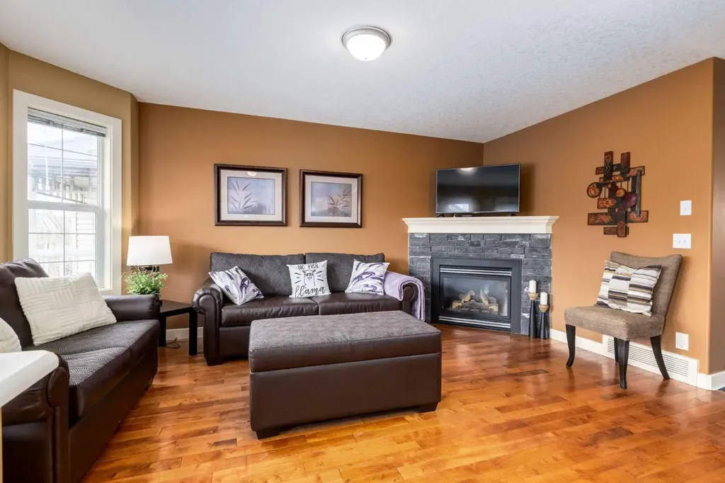 159 Cimarron Grove Crescent Okotoks AB T1S 2E3