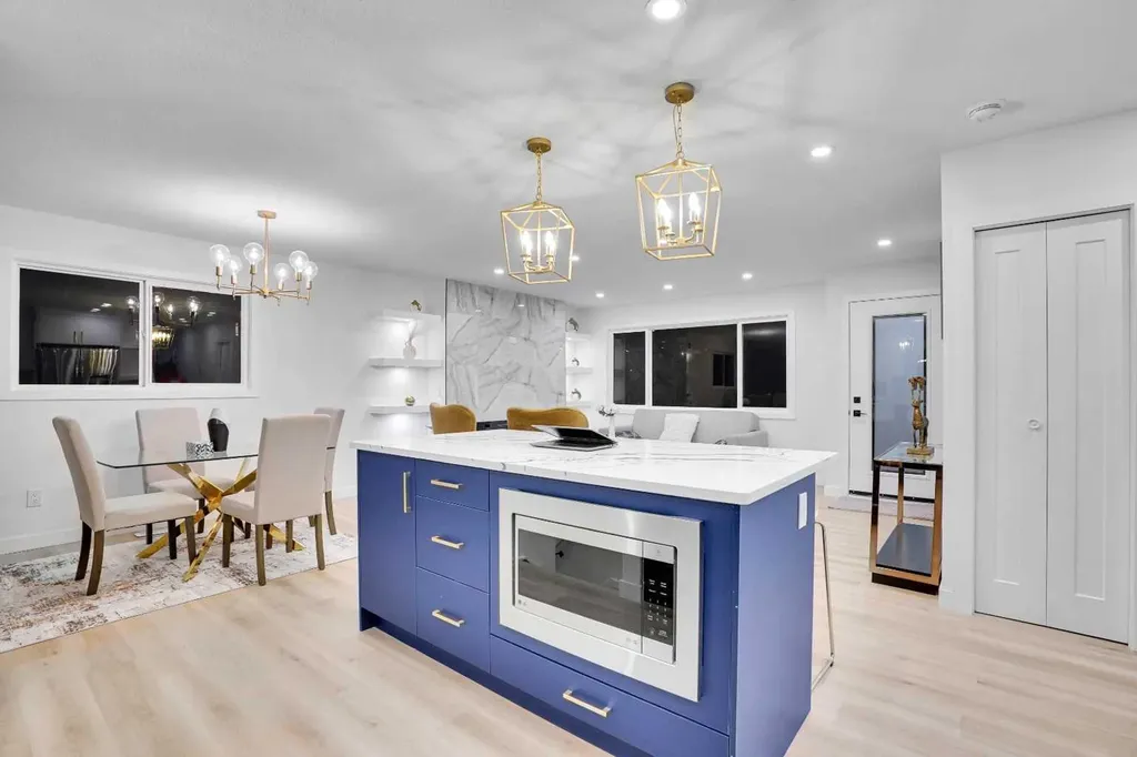 52 Franklin Drive SE Calgary AB T2H 0T9