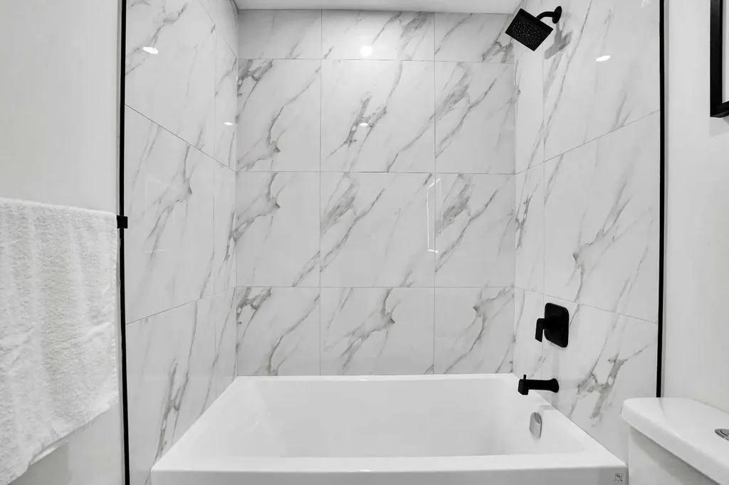 52 Franklin Drive SE Calgary AB T2H 0T9