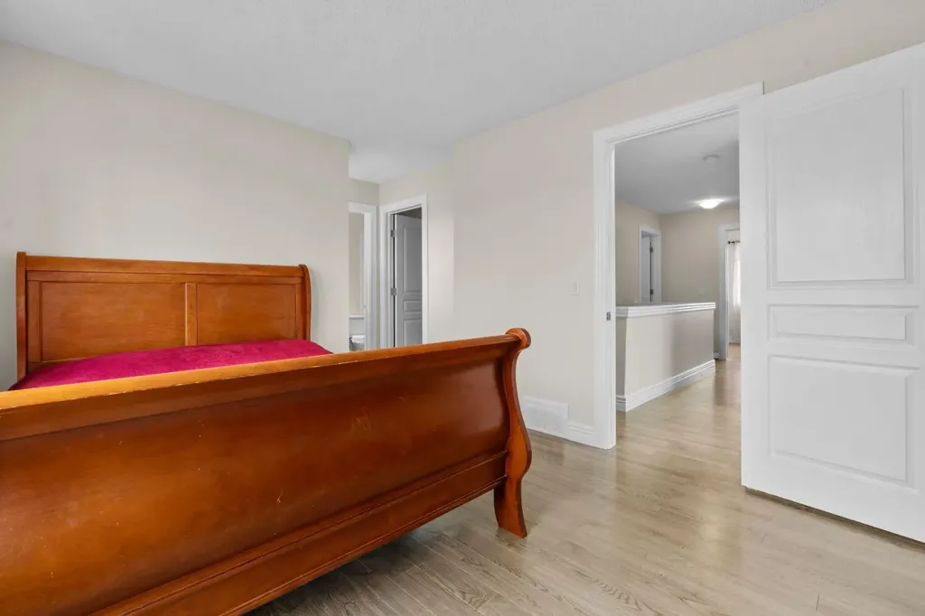 27 Bridleridge View SW Calgary AB T2Y 0A7