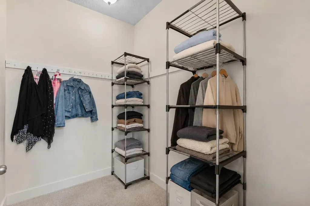 27 Bridleridge View SW Calgary AB T2Y 0A7