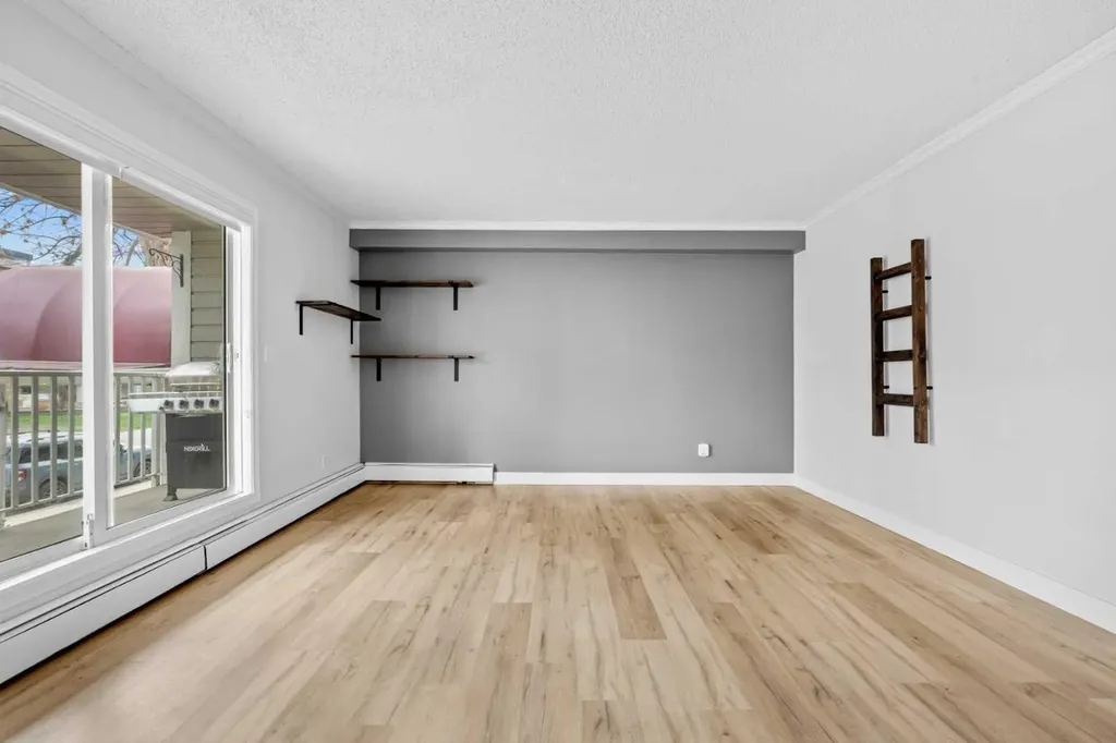 732 57 Avenue SW Calgary AB T2V0H4