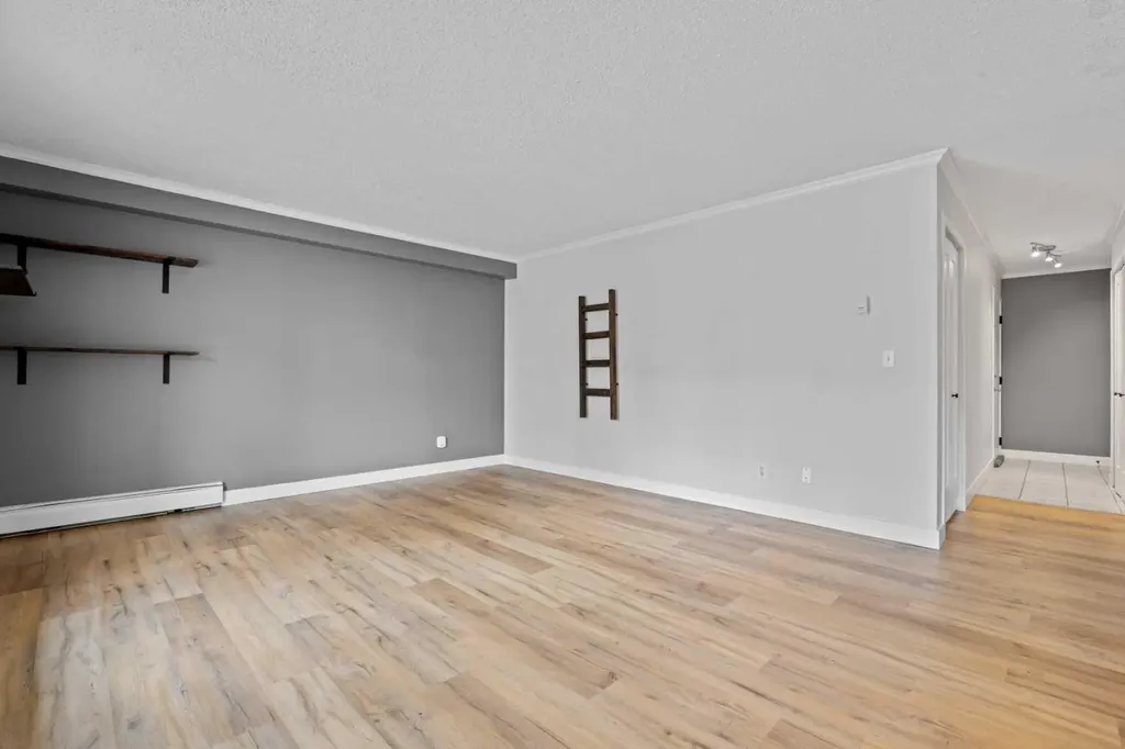 732 57 Avenue SW Calgary AB T2V0H4