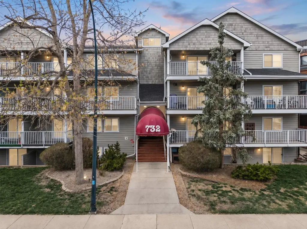 732 57 Avenue SW Calgary AB T2V0H4