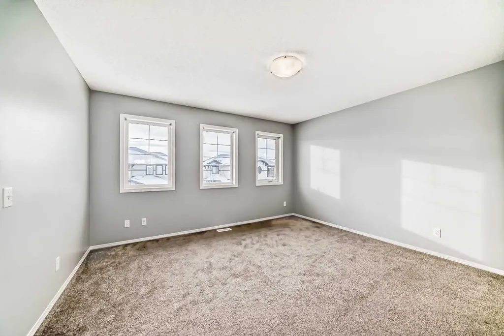 120 Springmere Grove Chestermere AB T1X 0B5