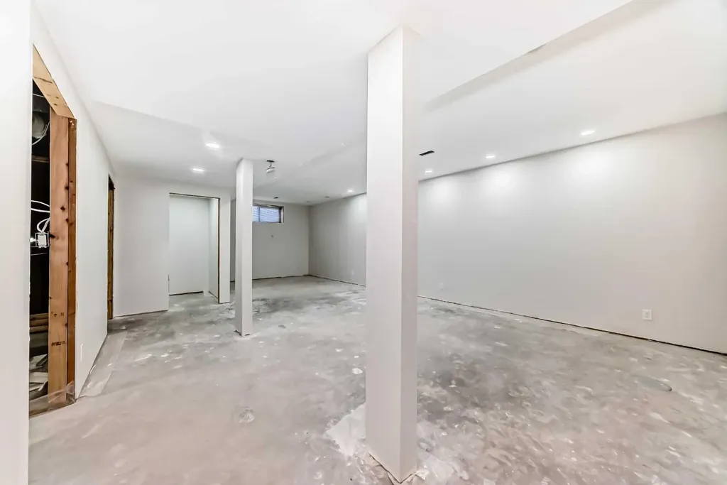 120 Springmere Grove Chestermere AB T1X 0B5