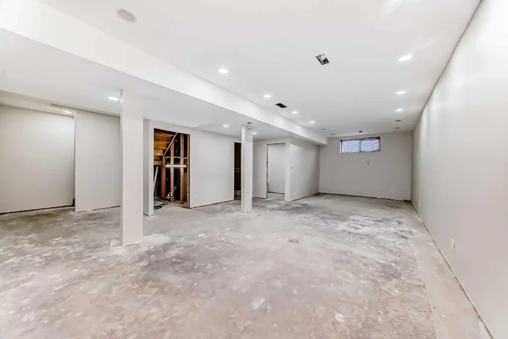120 Springmere Grove Chestermere AB T1X 0B5