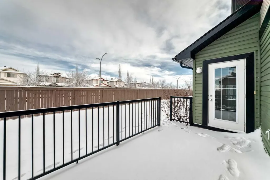 120 Springmere Grove Chestermere AB T1X 0B5