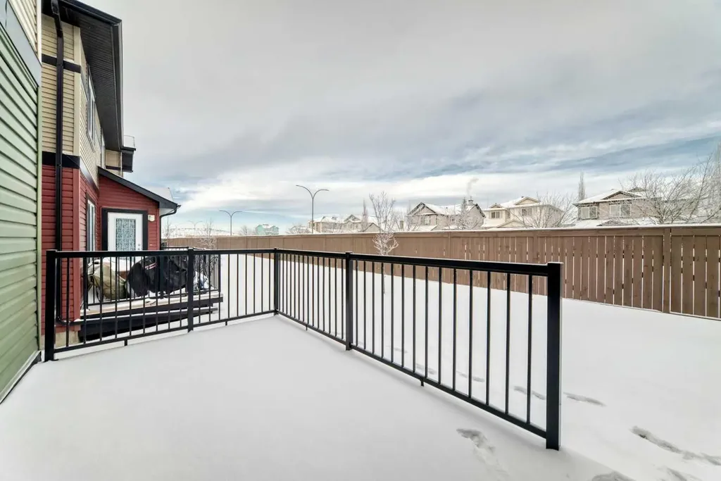 120 Springmere Grove Chestermere AB T1X 0B5
