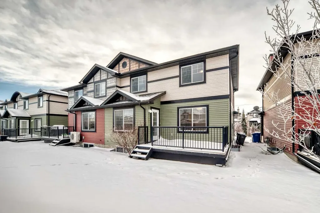 120 Springmere Grove Chestermere AB T1X 0B5
