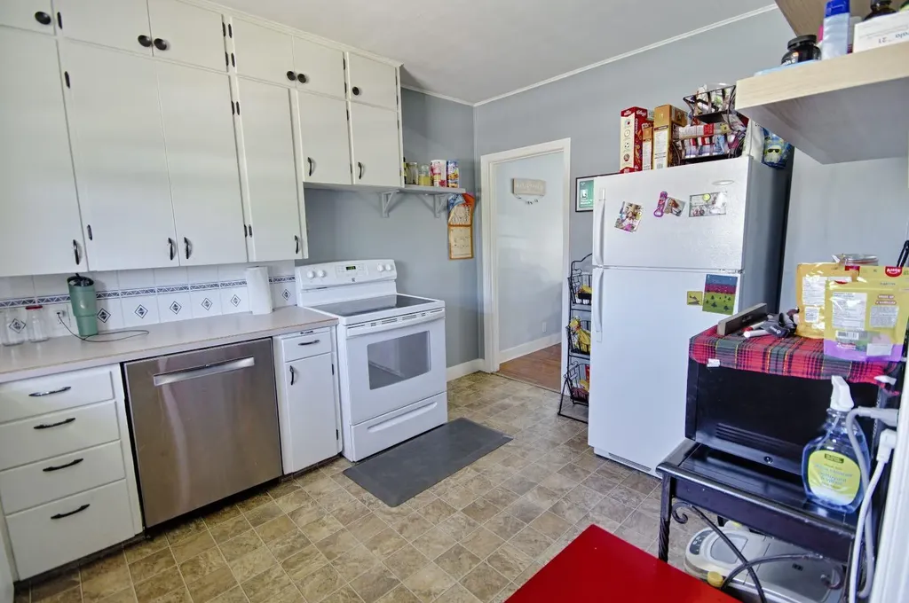 5014 48 Street Taber AB T1G 1H1