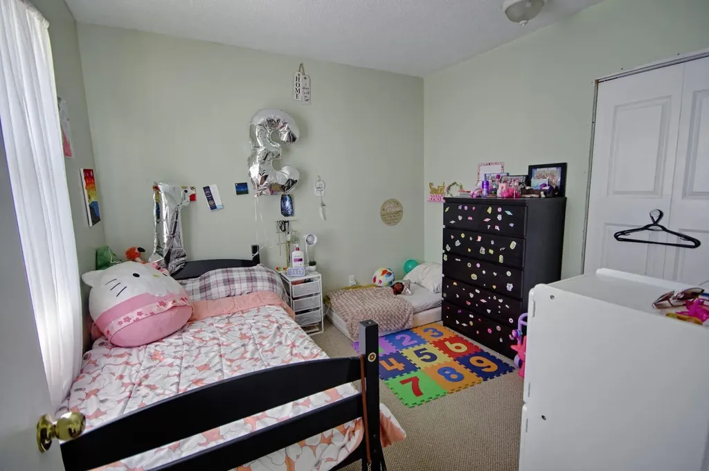 5014 48 Street Taber AB T1G 1H1