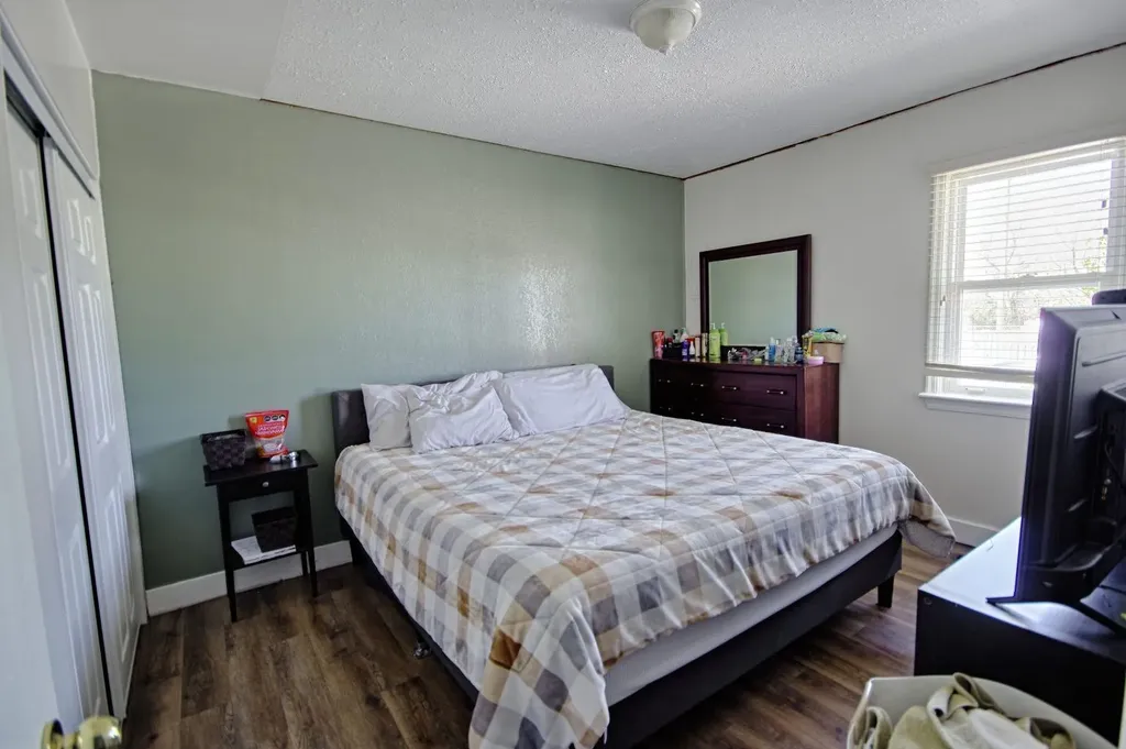 5014 48 Street Taber AB T1G 1H1