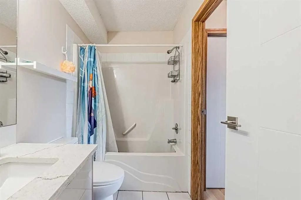 65 Martinvalley Road NE Calgary AB T3J 4L9