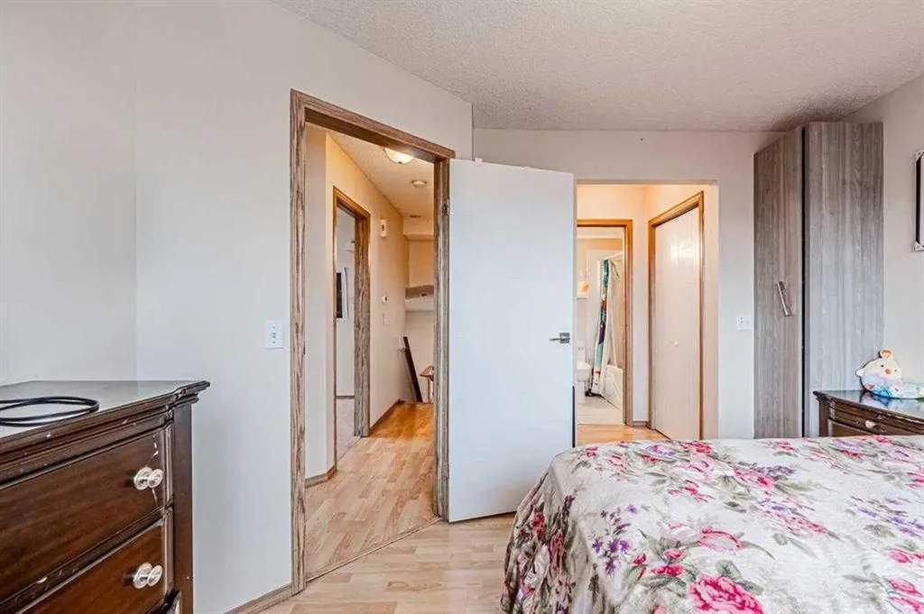 65 Martinvalley Road NE Calgary AB T3J 4L9
