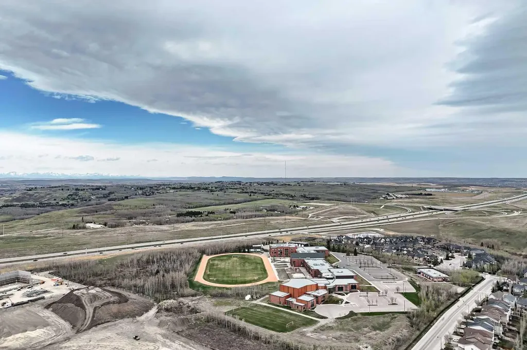 49 Aspen Hills Drive SW Calgary AB T3H 0P8