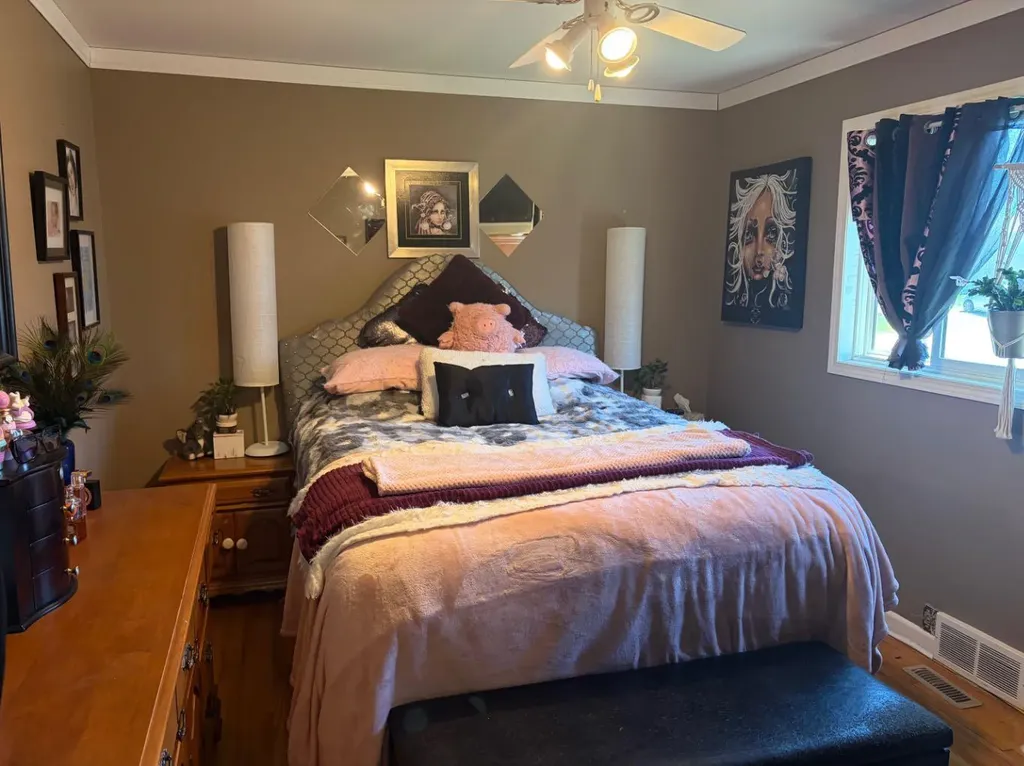 422 3rd Avenue Stirling AB T0K2E0