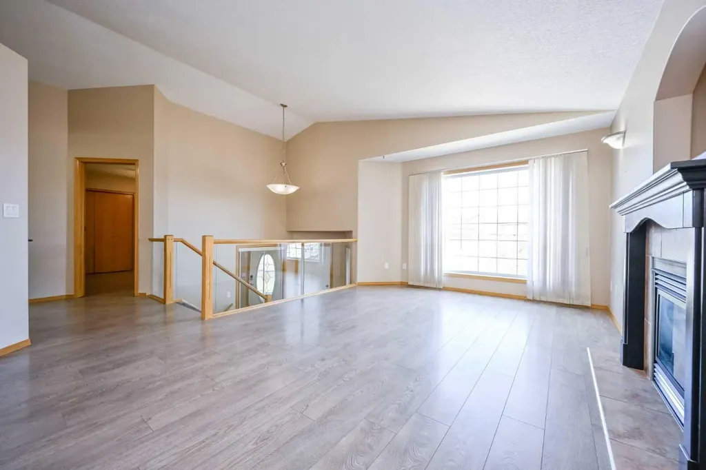174 Crystal Heights Lane Grande Prairie AB T8X 1R7