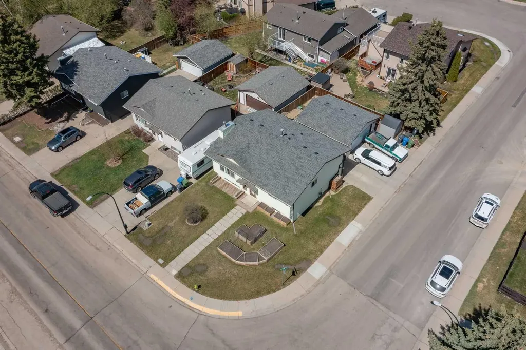 114 Dawson Street Red Deer AB T4R1Y9