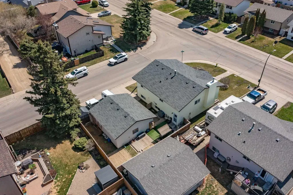114 Dawson Street Red Deer AB T4R1Y9