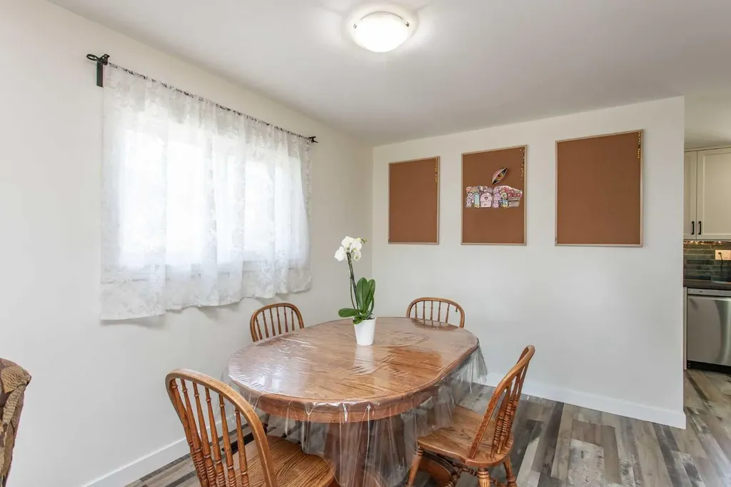 114 Dawson Street Red Deer AB T4R1Y9