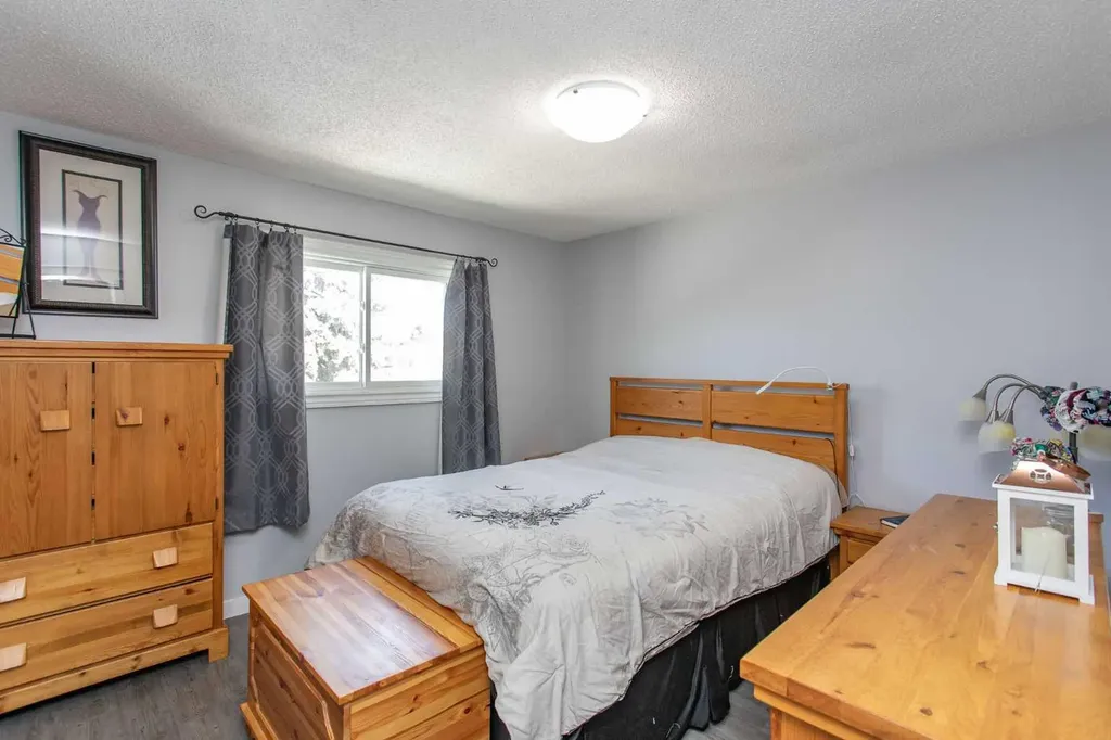 114 Dawson Street Red Deer AB T4R1Y9