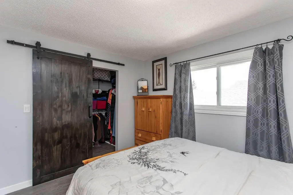 114 Dawson Street Red Deer AB T4R1Y9