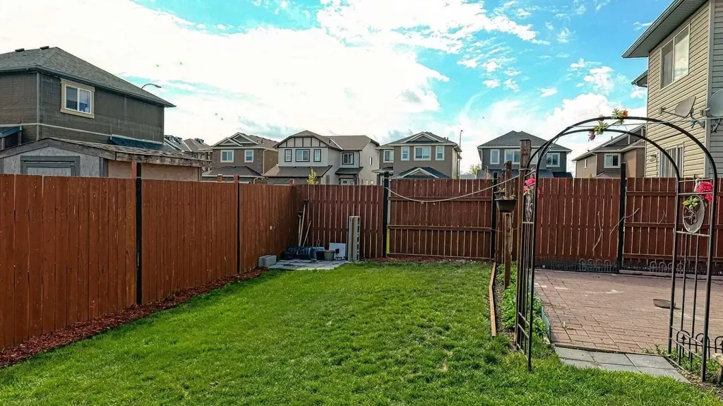 54 Saddlecreek Crescent NE Calgary AB T3J 4R9