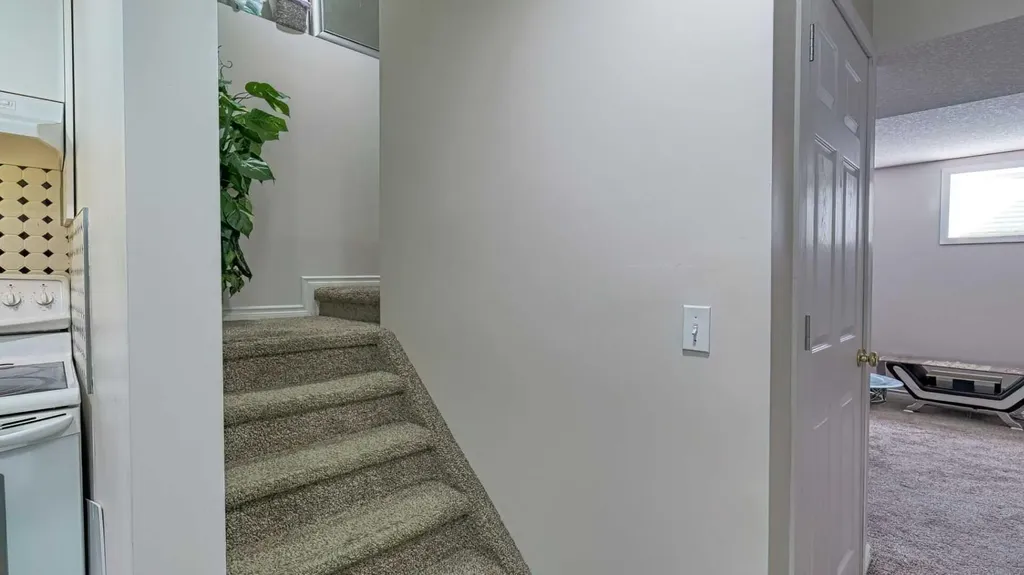 54 Saddlecreek Crescent NE Calgary AB T3J 4R9