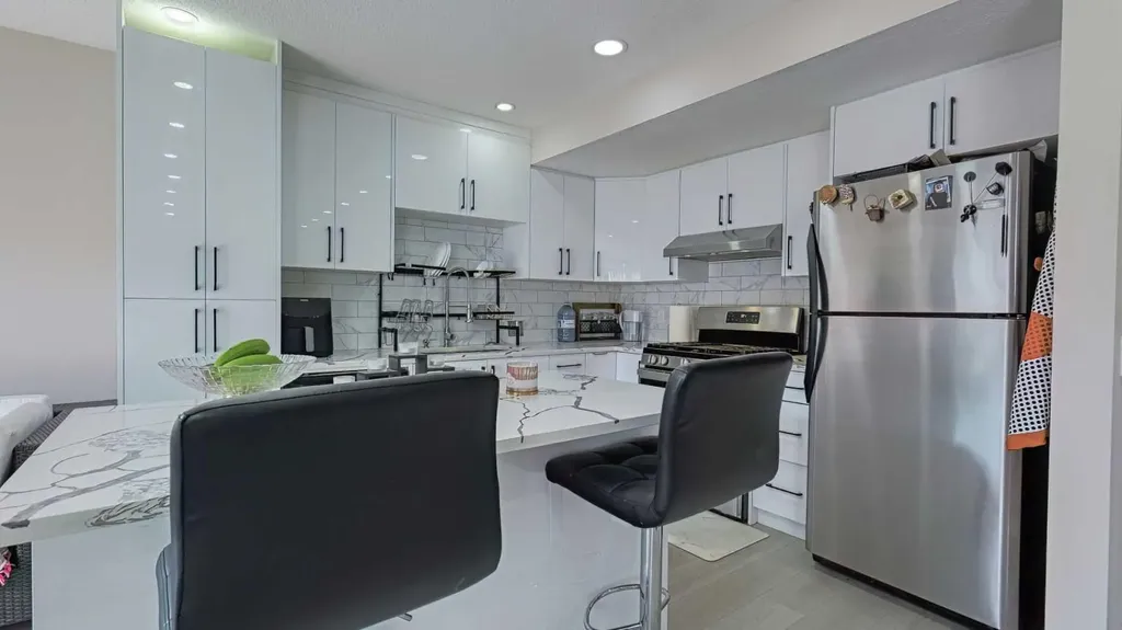 54 Saddlecreek Crescent NE Calgary AB T3J 4R9