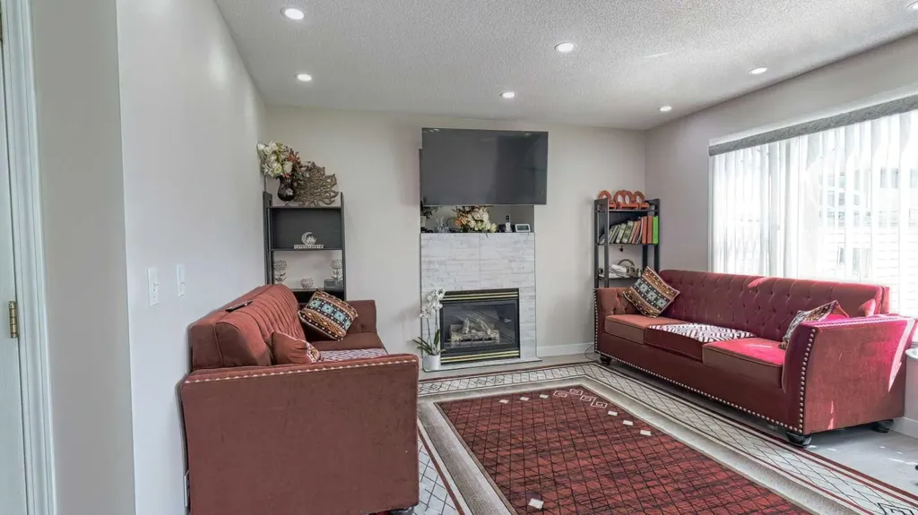 54 Saddlecreek Crescent NE Calgary AB T3J 4R9