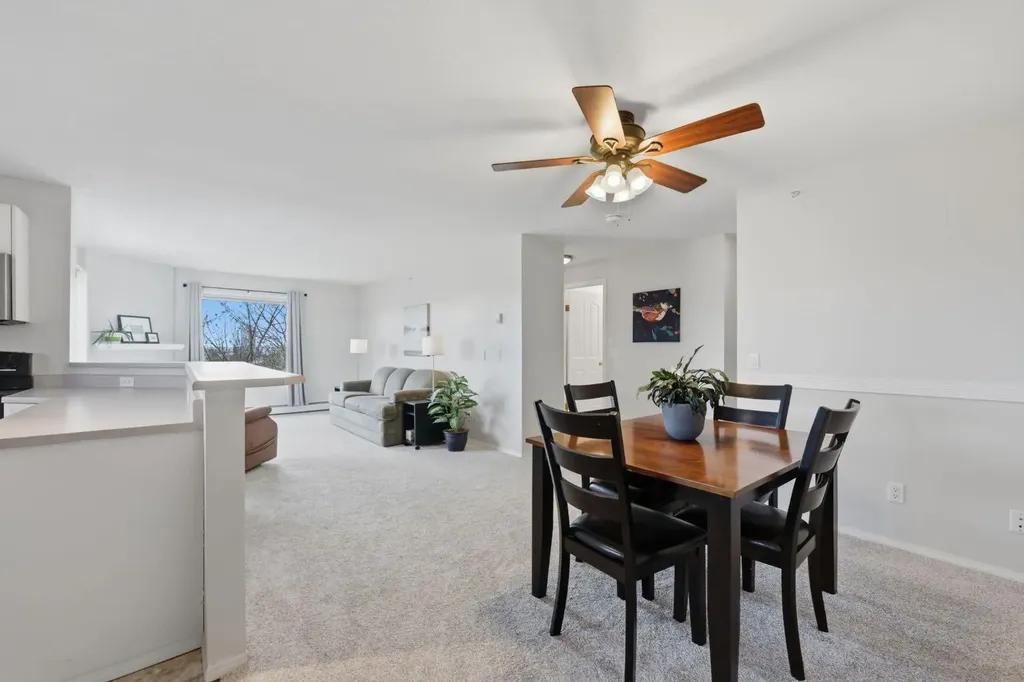 20 Harvest Rose Park NE Calgary AB T3K 4Z1