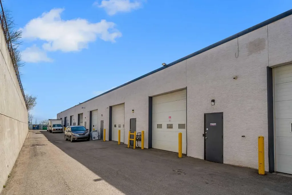 416 Meridian Road SE Calgary AB T2A 1X2