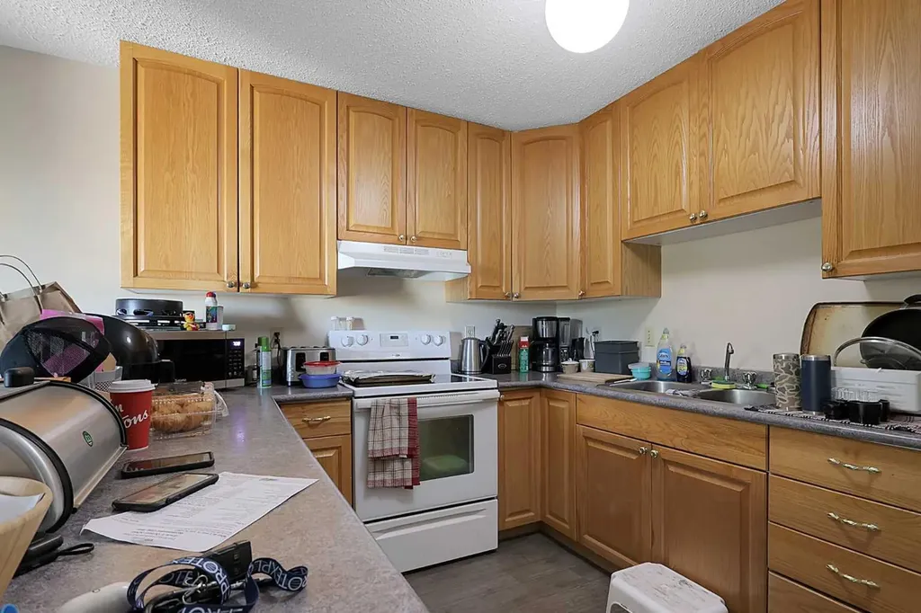 5009 & 5011 Shull Street Blackfalds AB T0M 0J0