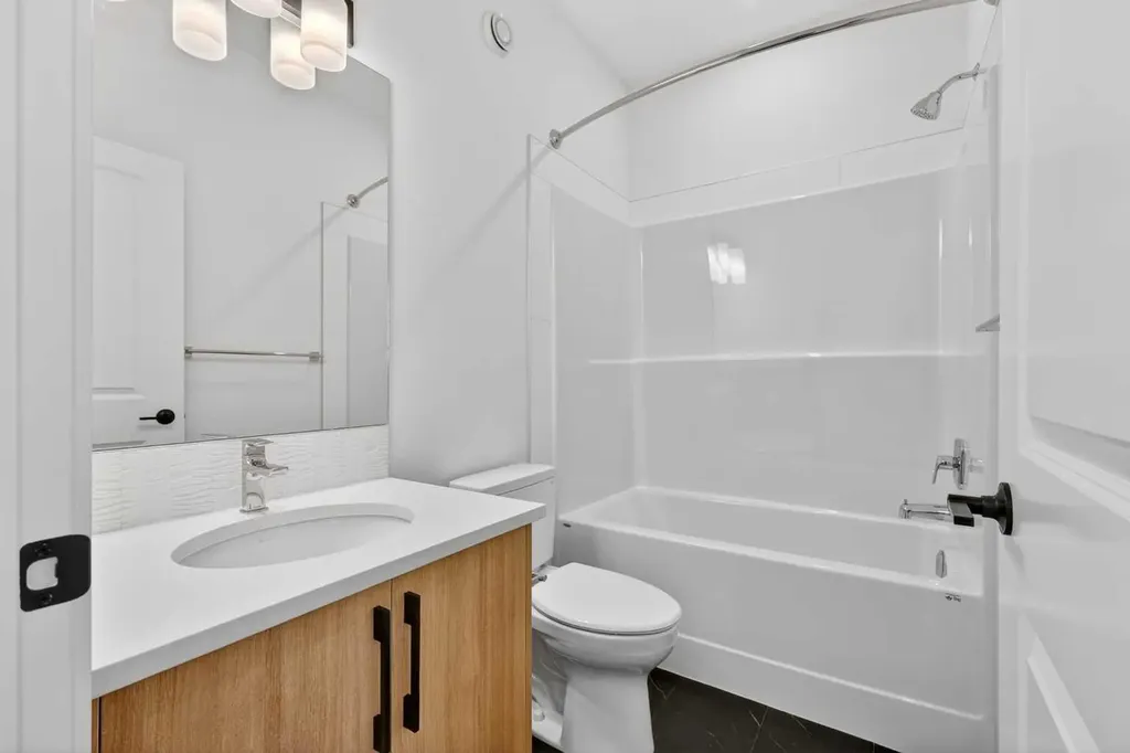 619 Mahogany Road SE Calgary AB T3M 2Z5