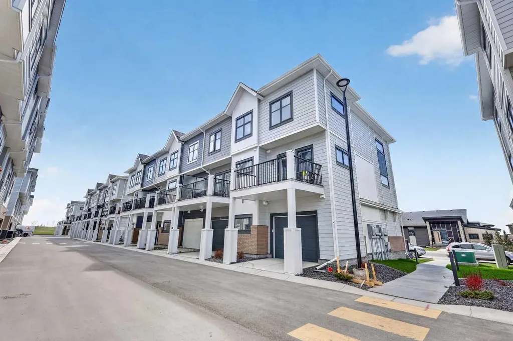 619 Mahogany Road SE Calgary AB T3M 2Z5