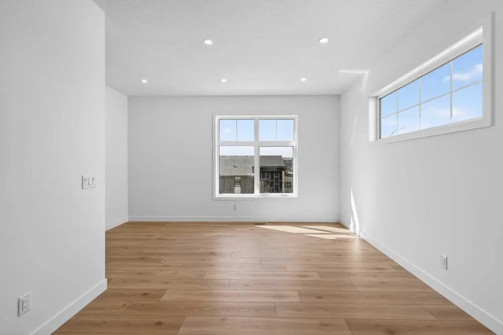619 Mahogany Road SE Calgary AB T3M 2Z5