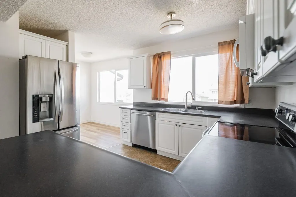 118 Wylie Place Fort Mcmurray AB T9H 4R4
