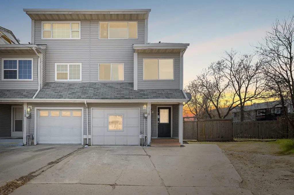118 Wylie Place Fort Mcmurray AB T9H 4R4