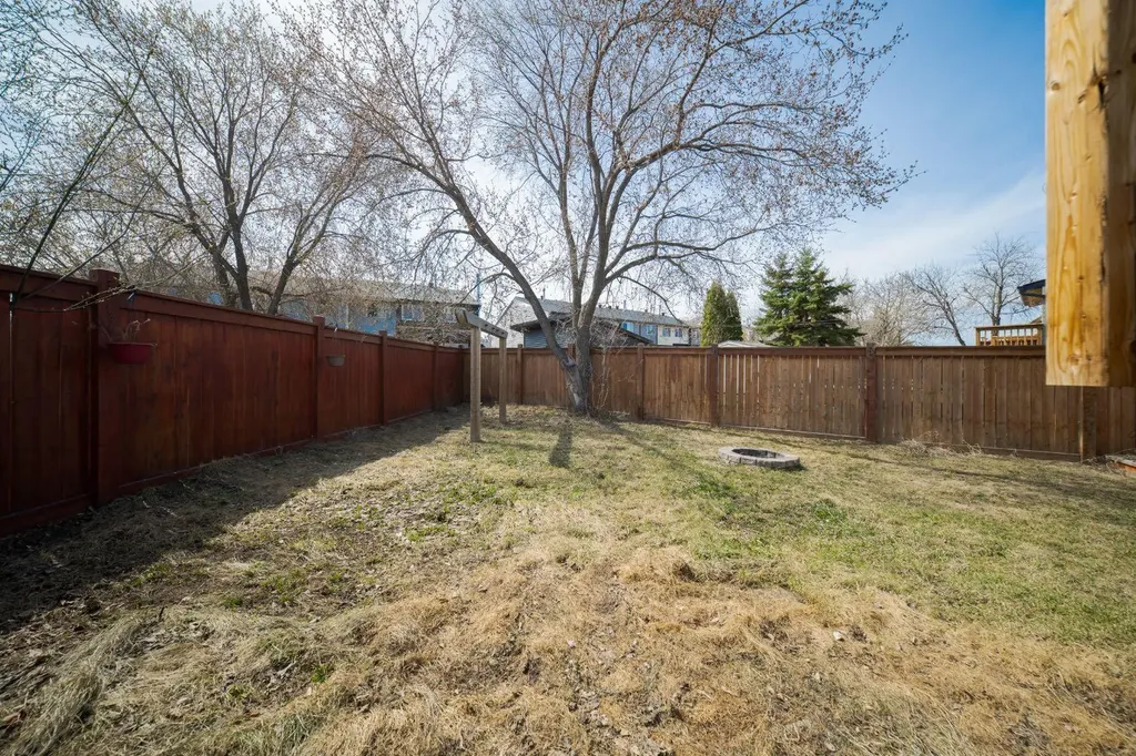 118 Wylie Place Fort Mcmurray AB T9H 4R4