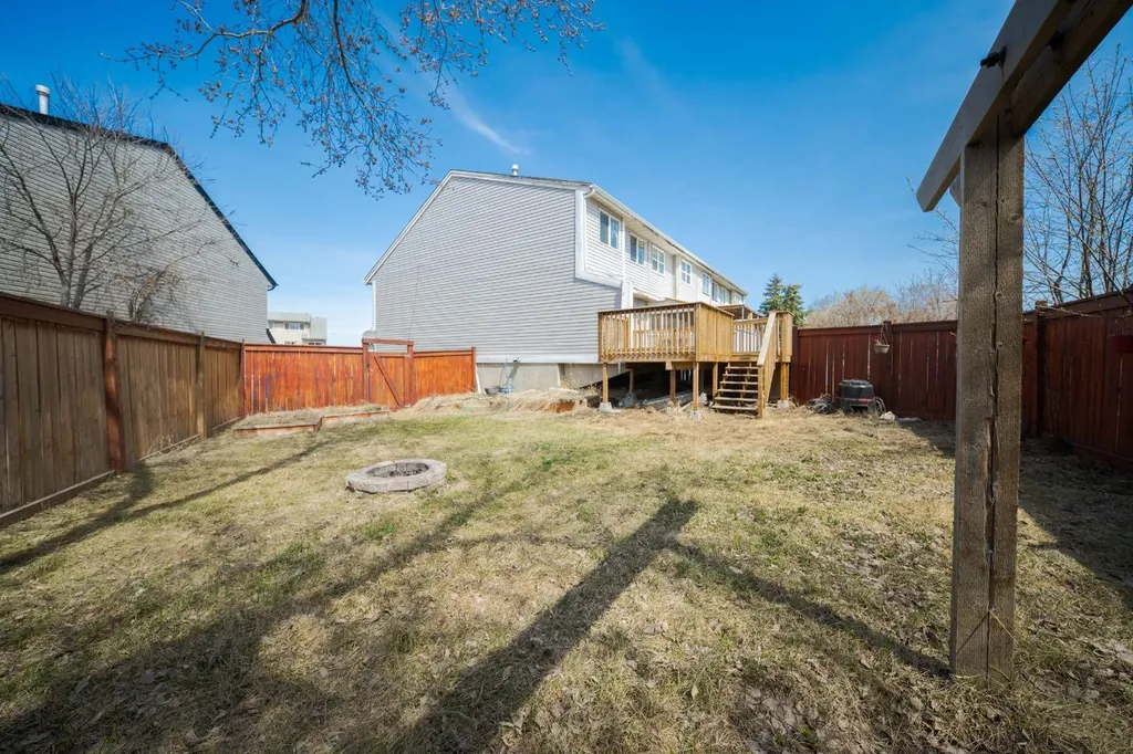 118 Wylie Place Fort Mcmurray AB T9H 4R4