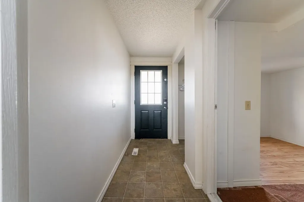 118 Wylie Place Fort Mcmurray AB T9H 4R4