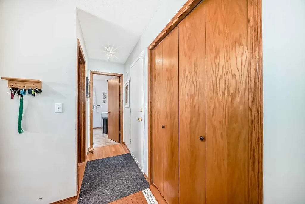 292 Waterstone Crescent SE Airdrie AB T4B 2G1