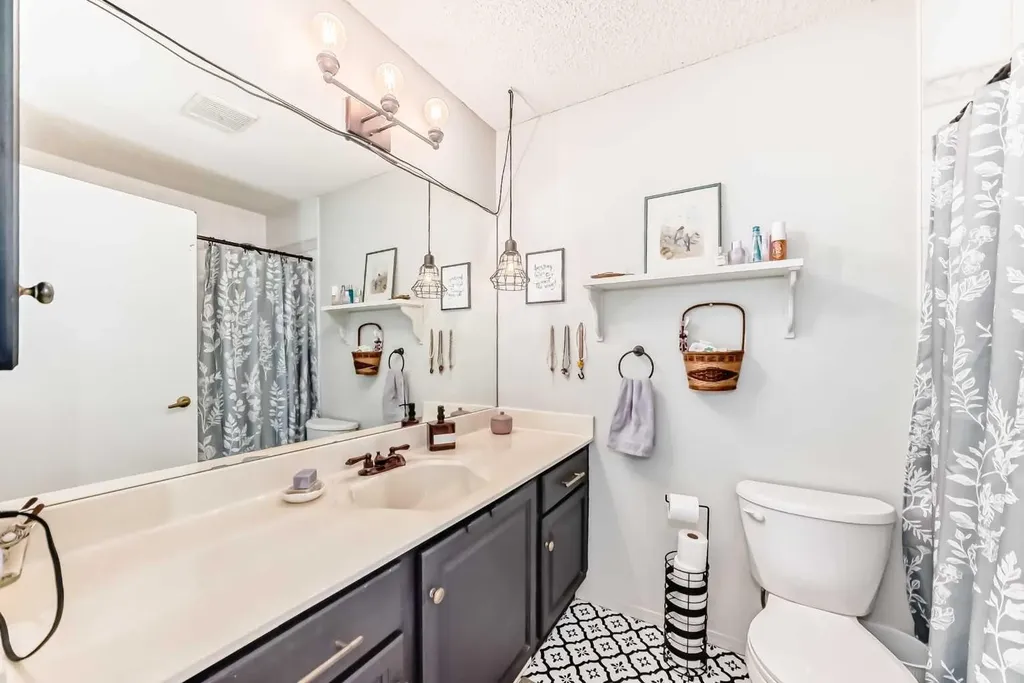 292 Waterstone Crescent SE Airdrie AB T4B 2G1