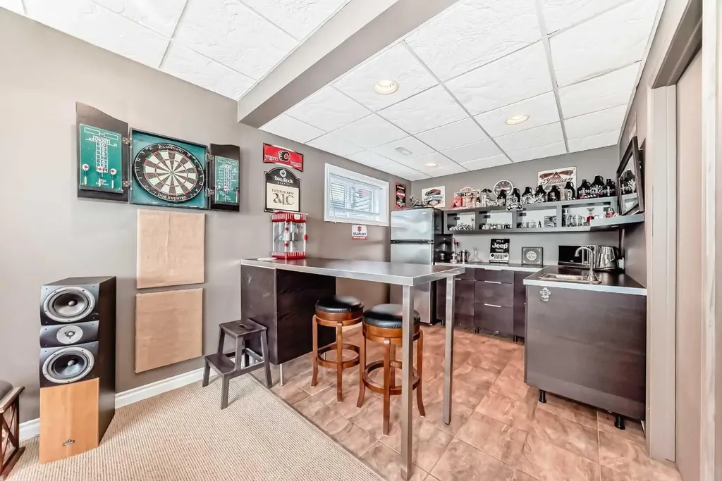 292 Waterstone Crescent SE Airdrie AB T4B 2G1
