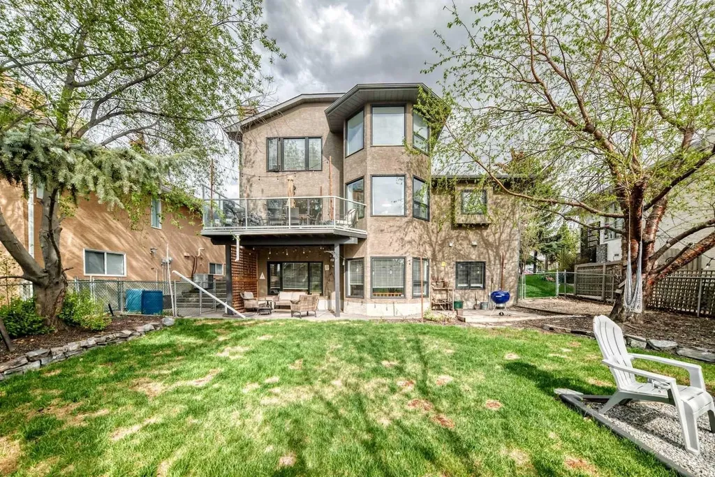 292 Waterstone Crescent SE Airdrie AB T4B 2G1