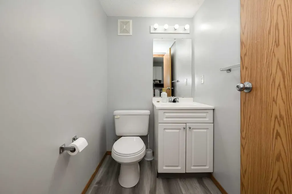 100 Jordan Parkway Red Deer AB T4P 0B6