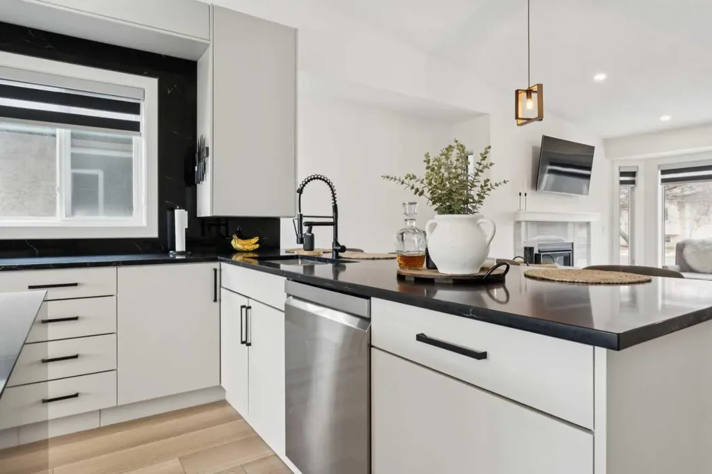194 Martinglen Way NE Calgary AB T3J 3L1