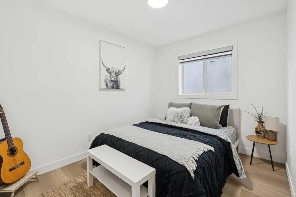 194 Martinglen Way NE Calgary AB T3J 3L1